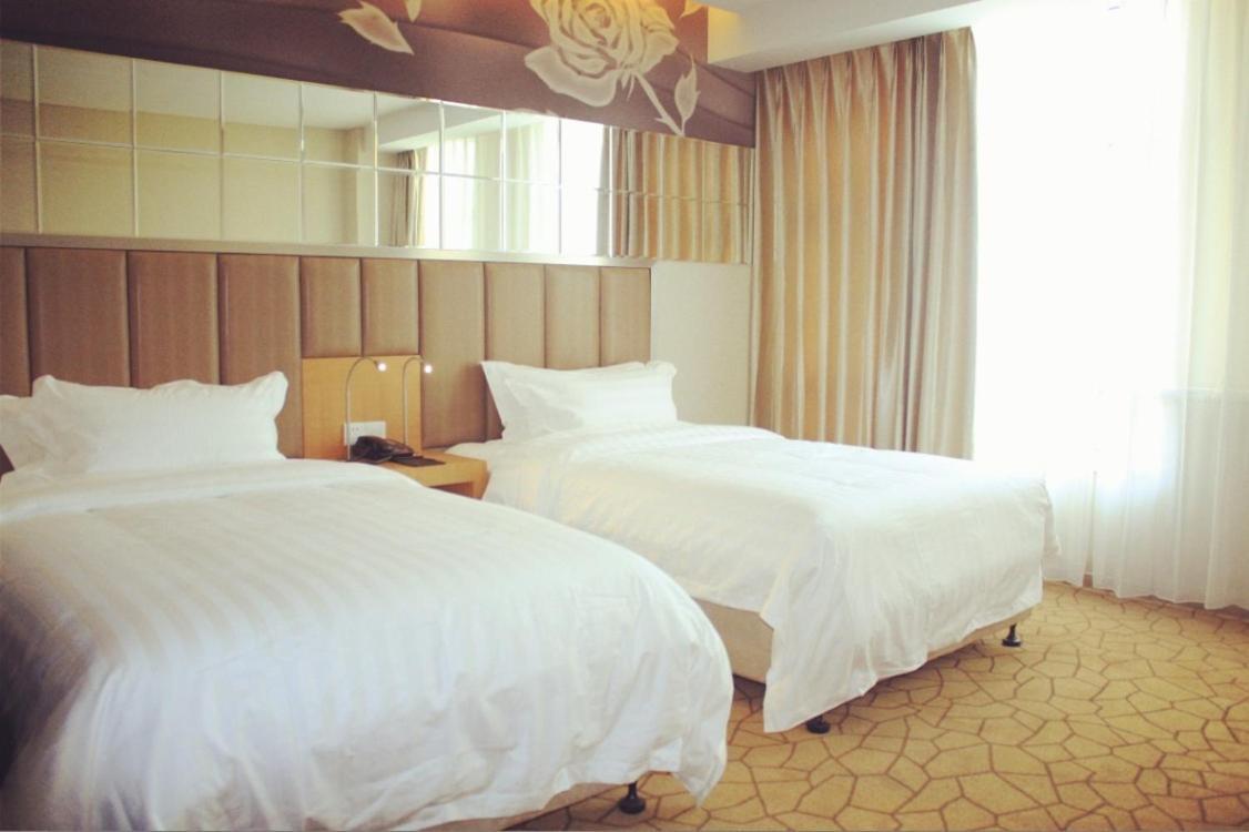 Metropolo Shenyang Wanda Plaza-Beiyi Road Hotel Екстериор снимка