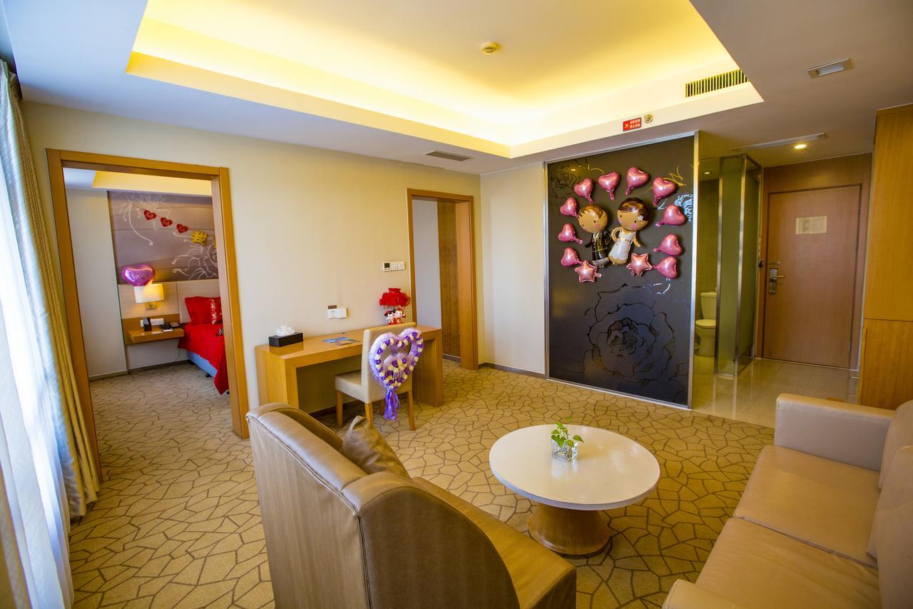 Metropolo Shenyang Wanda Plaza-Beiyi Road Hotel Екстериор снимка